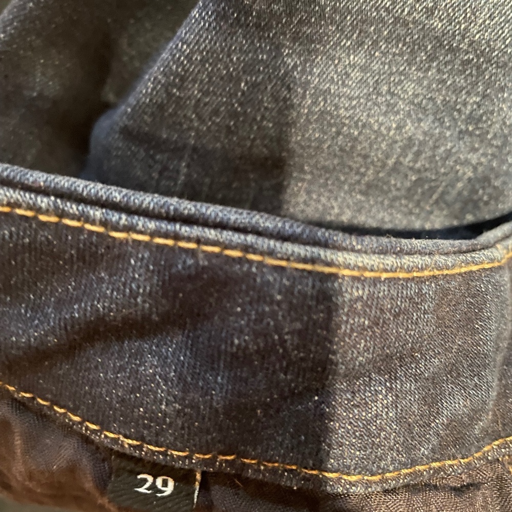 7 for all Mankind Ultra High Rise Tailorless Bootcut Jeans - Picture 2 of 16